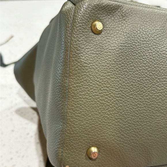 Freshly Picked Olive Green Large Diaper Bag - Picture 2 of 6